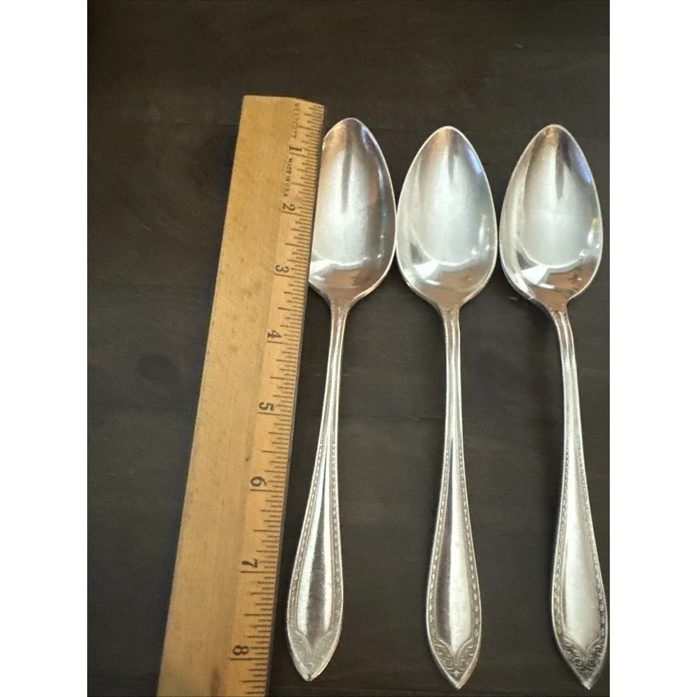 Oneida Community‎ Silverplate 